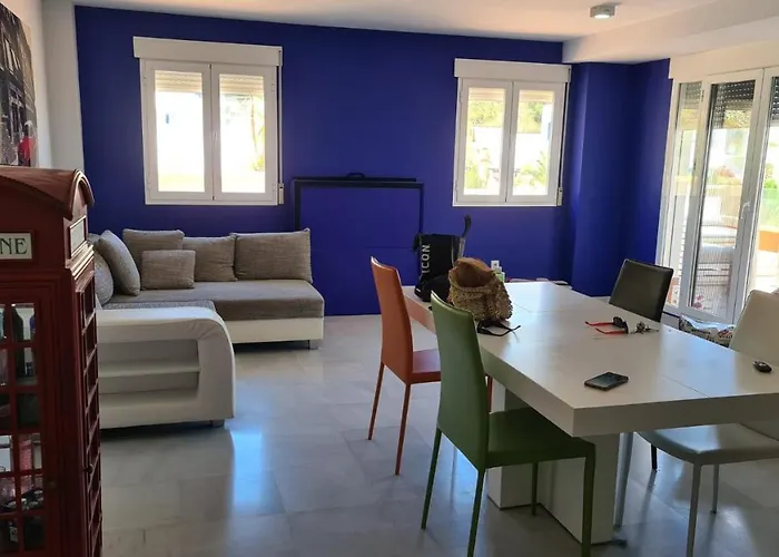 Triplex De Lujo En * מוחקאר